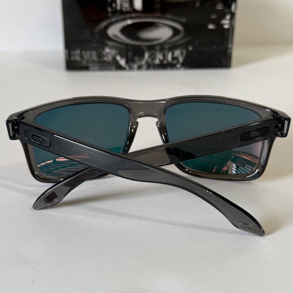 Oakley Holbrook Smoke Gray Frame 9102 PRIZM POLARIZED Ruby Iridium - Picture 9 of 11